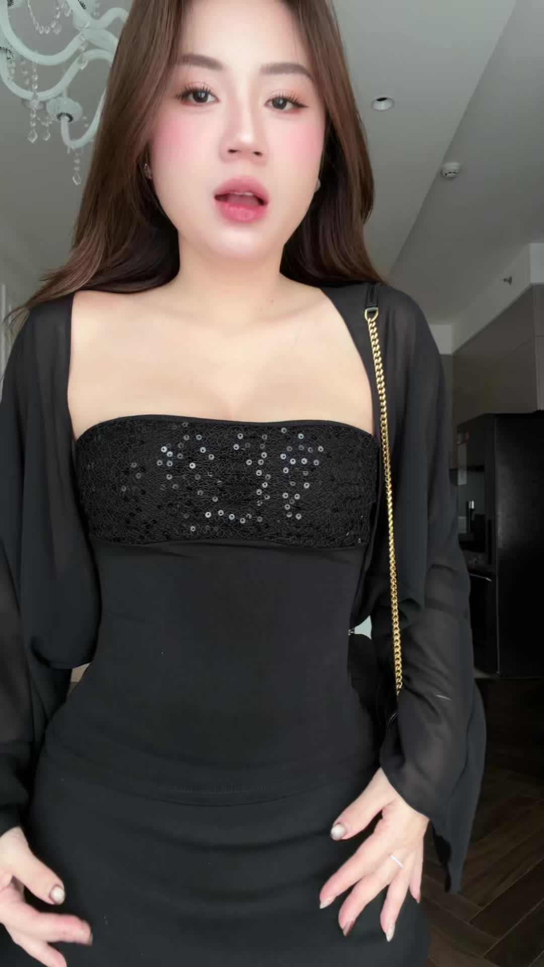@Linh Chi Phạm
