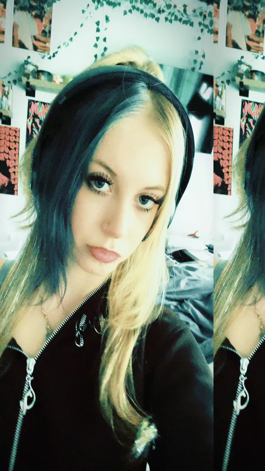 @🧚♀️