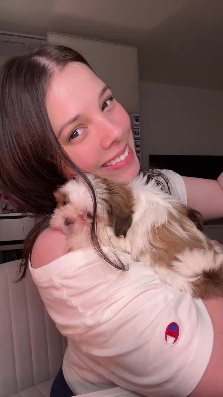 @Gabriela Aurora
