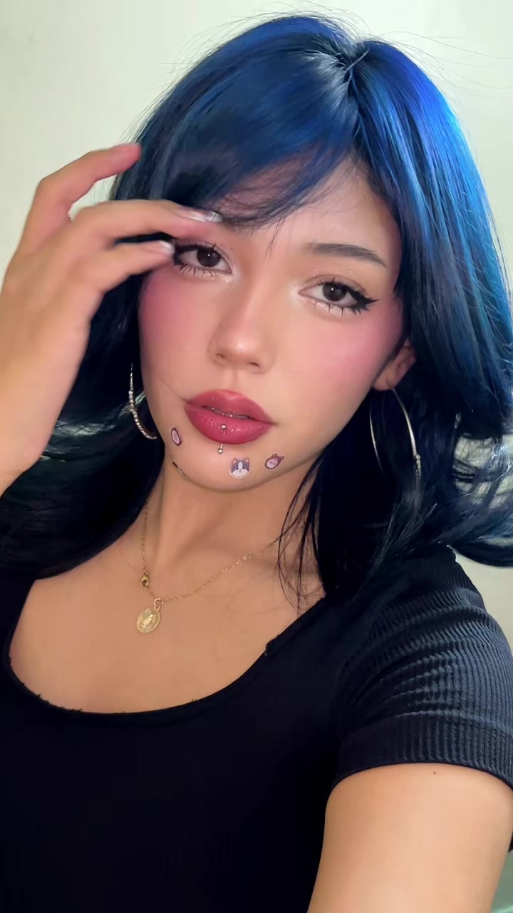 @Miku🕷️