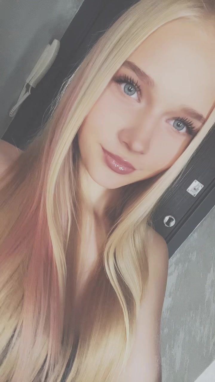 @мила