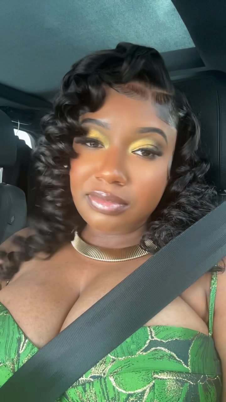 @QueenofCustom