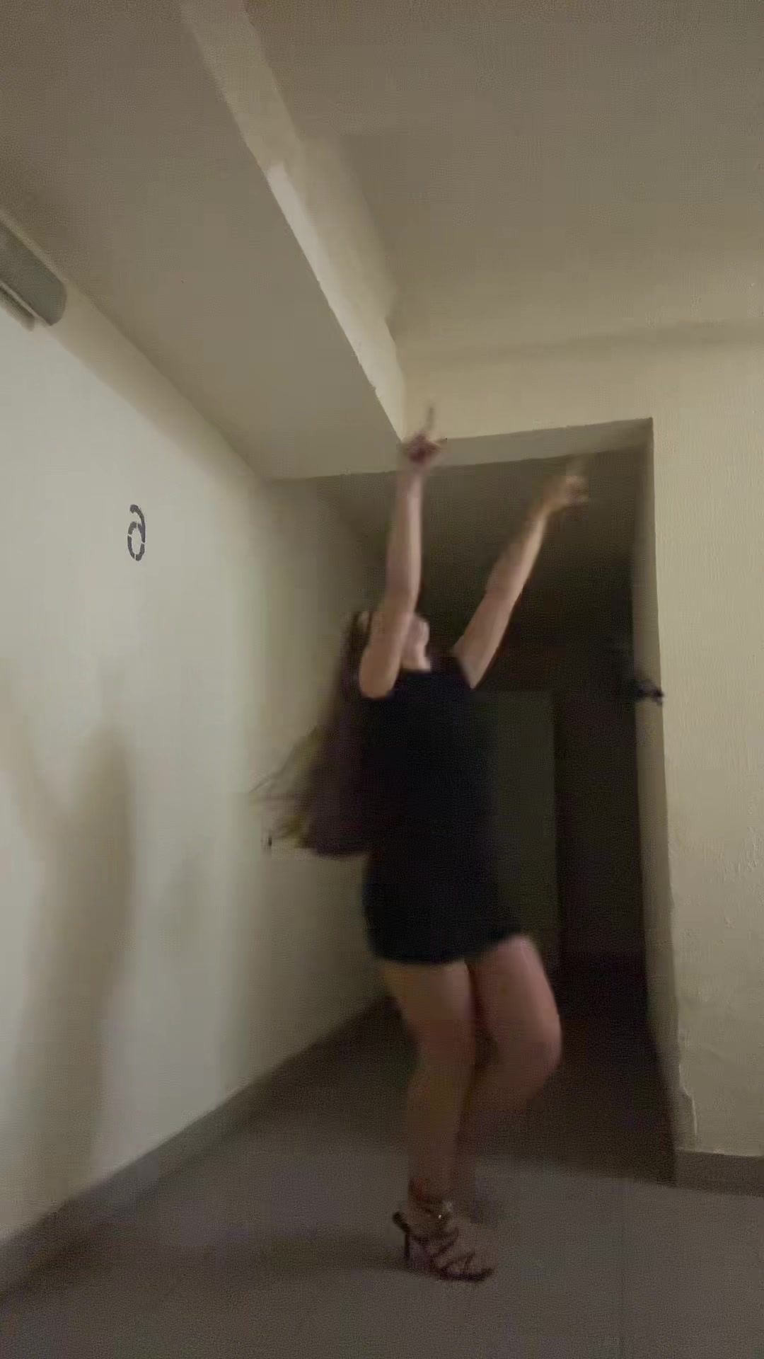 @алинель
