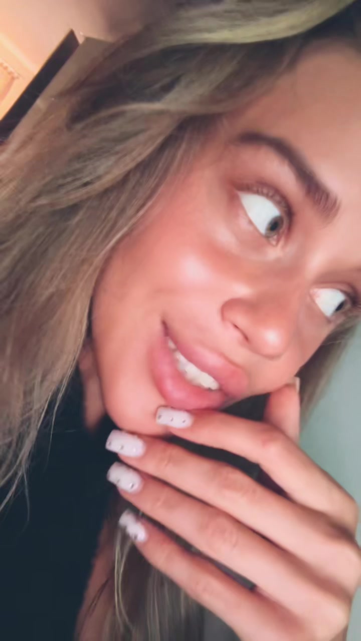 @diasha