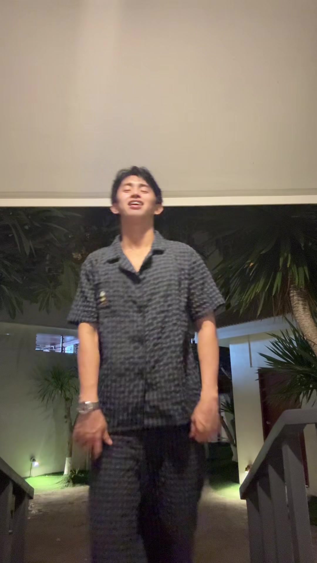 @Zayden_