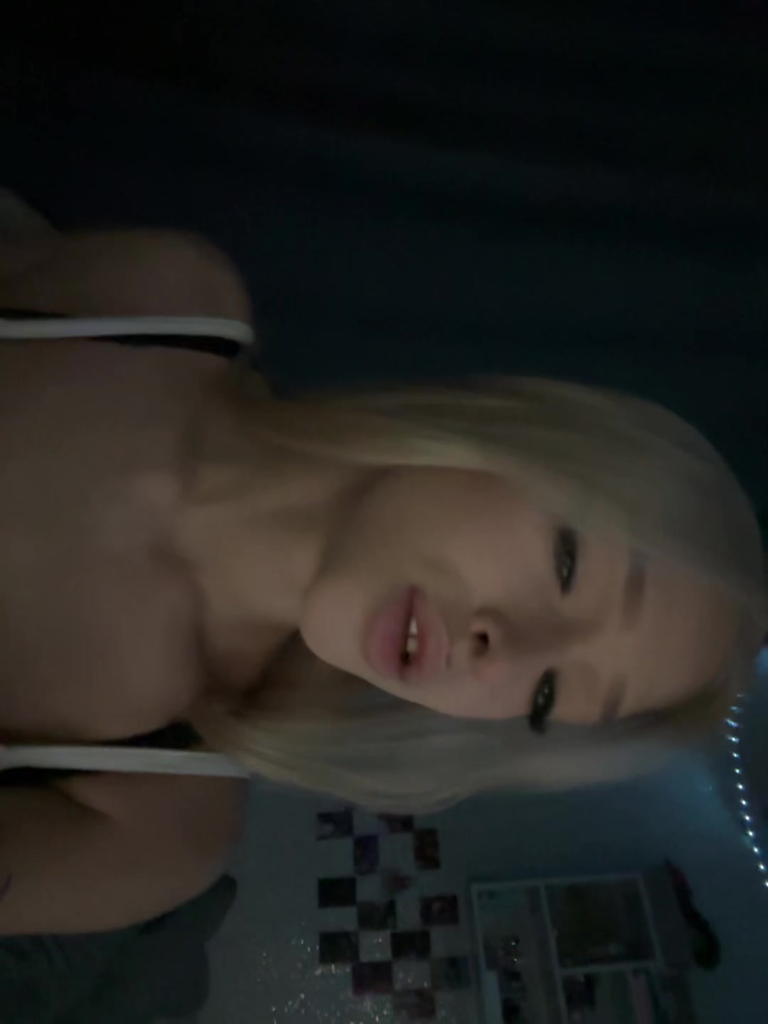 @🥷