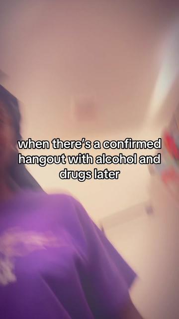 @(*´-`)