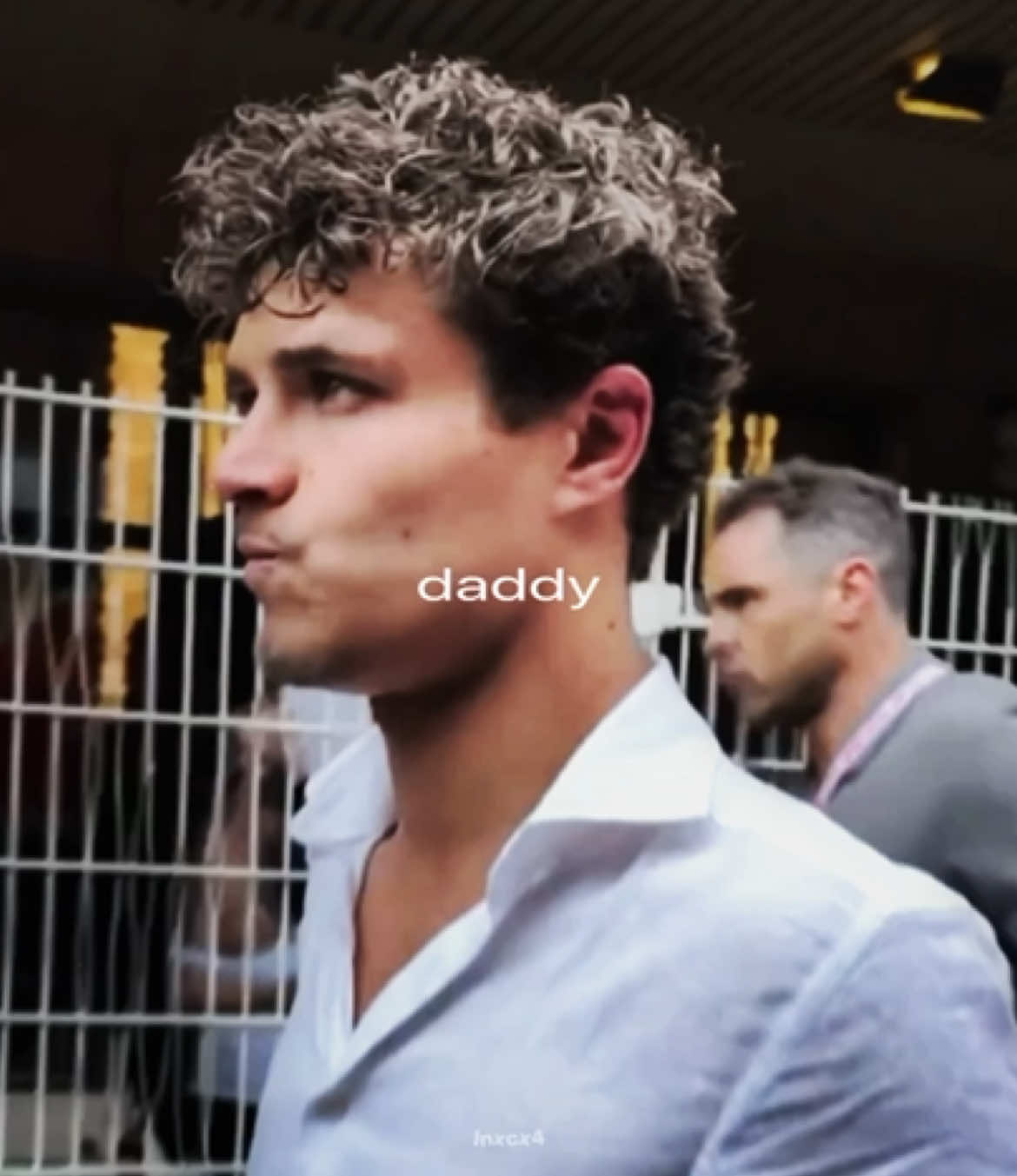 @𝐦𝐚𝐢𝐬𝐢𝐞 ¹ ⁸¹ 𝜗𝜚˚⋆