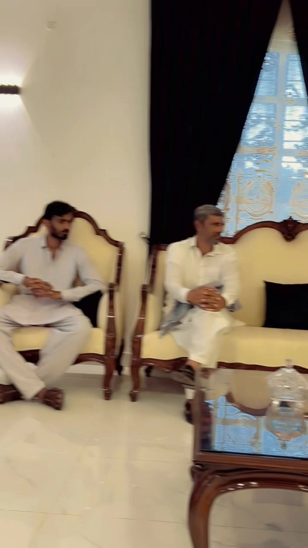 @Ali_HUSSNAIN_GUJJAR 🎗️👑
