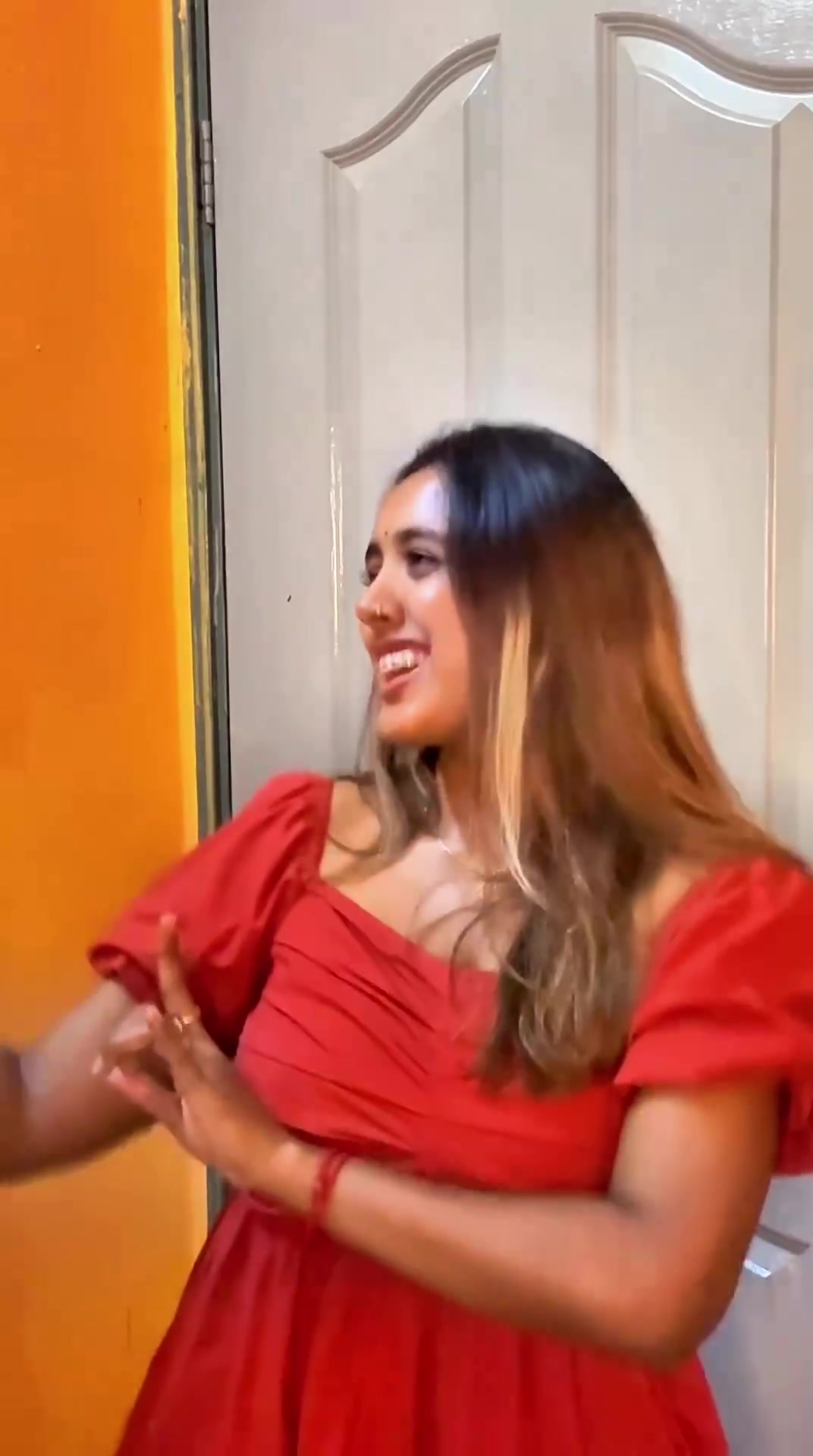 @Tharshini Rama | Creator