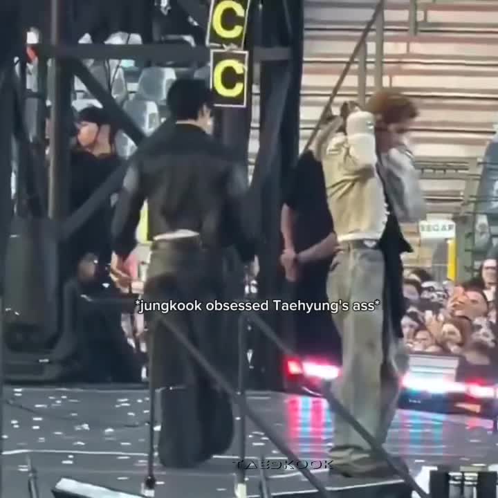 @๐๐ ๐ค