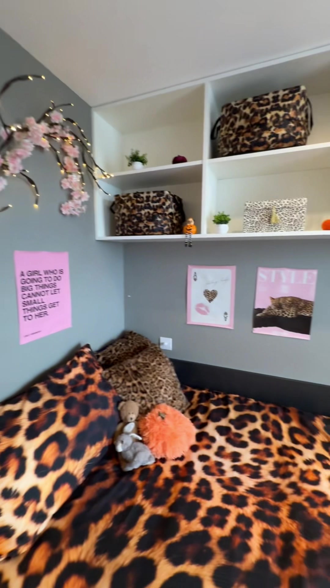 @anastasia🪩🐆✨
