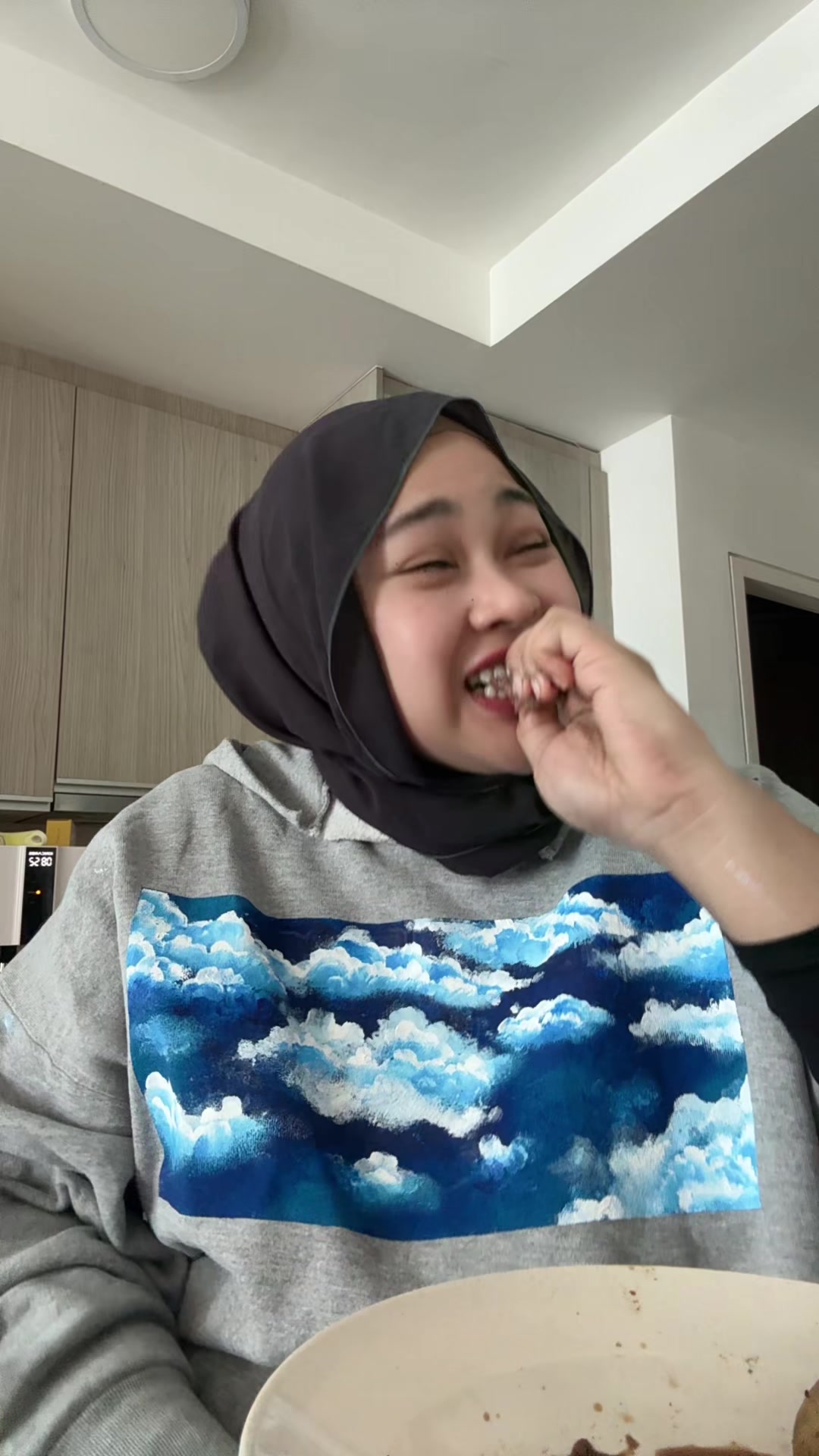 @Kaksue meow