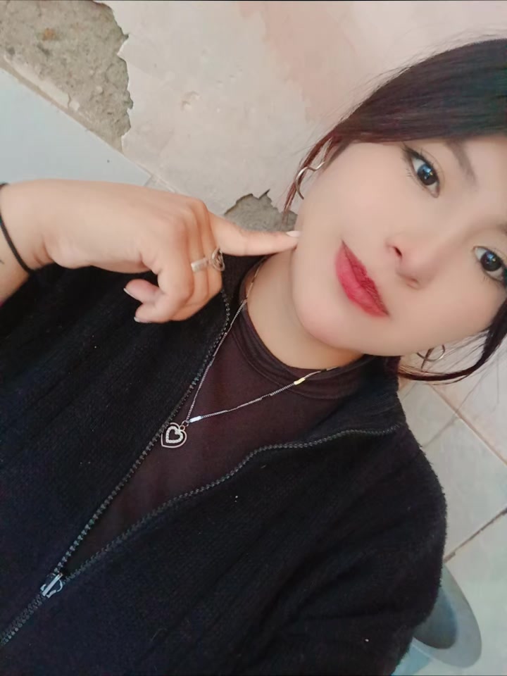 @Çĥăƙĕñîŧă🇮🇩