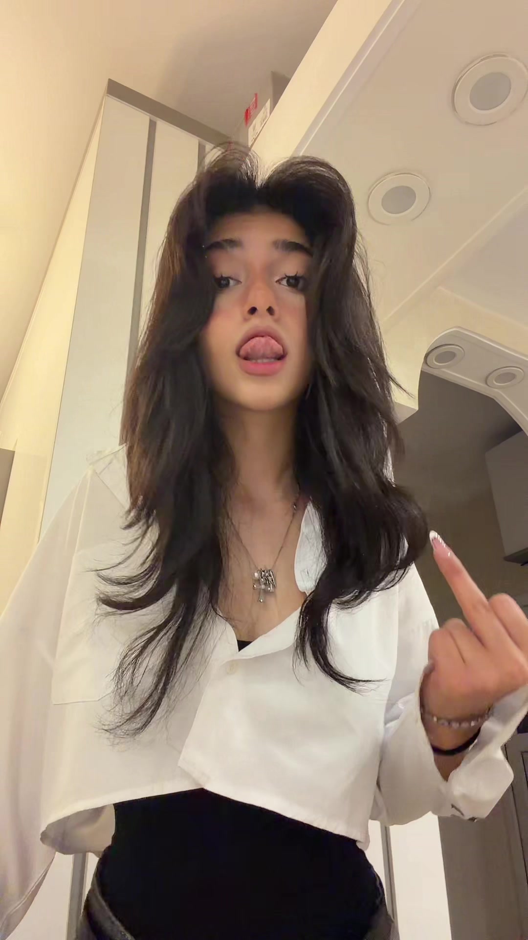 @avaaawoo