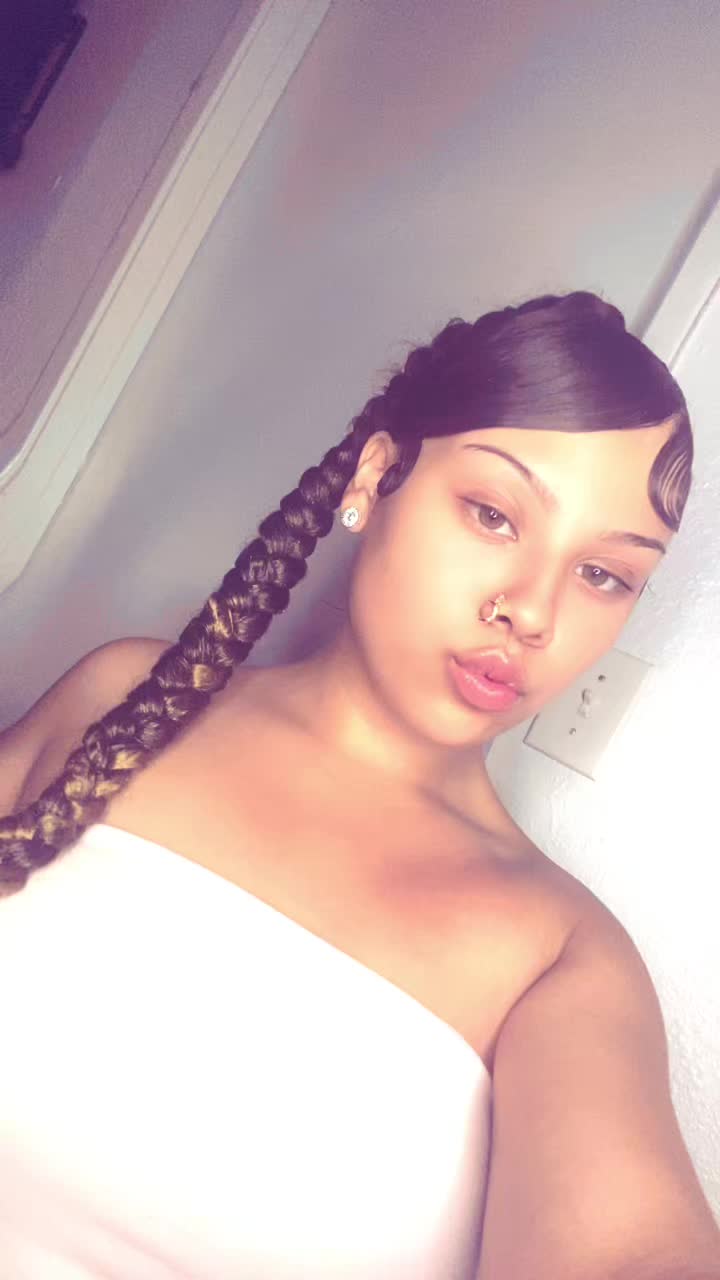 @👑
