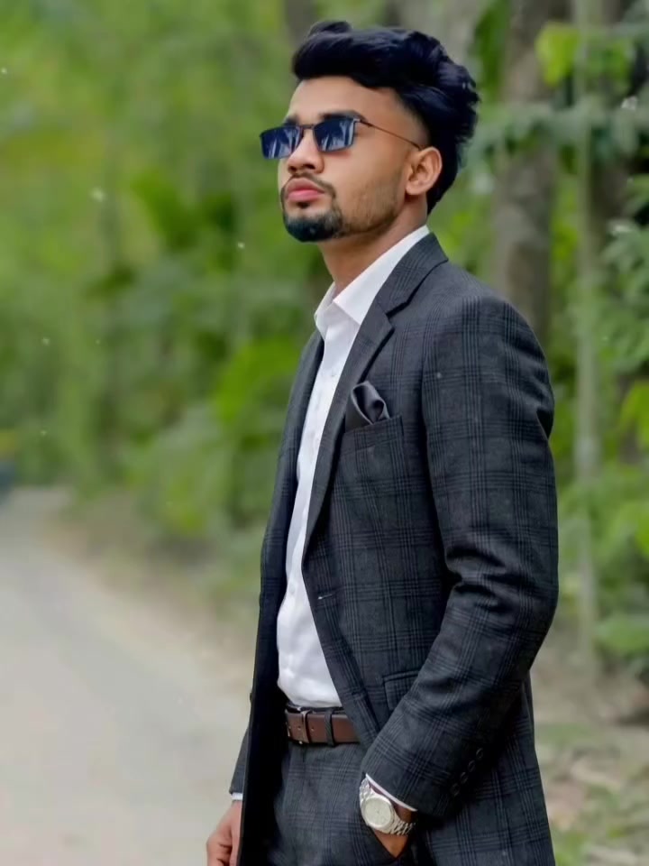 @😎>R~a~k~i~b<😎