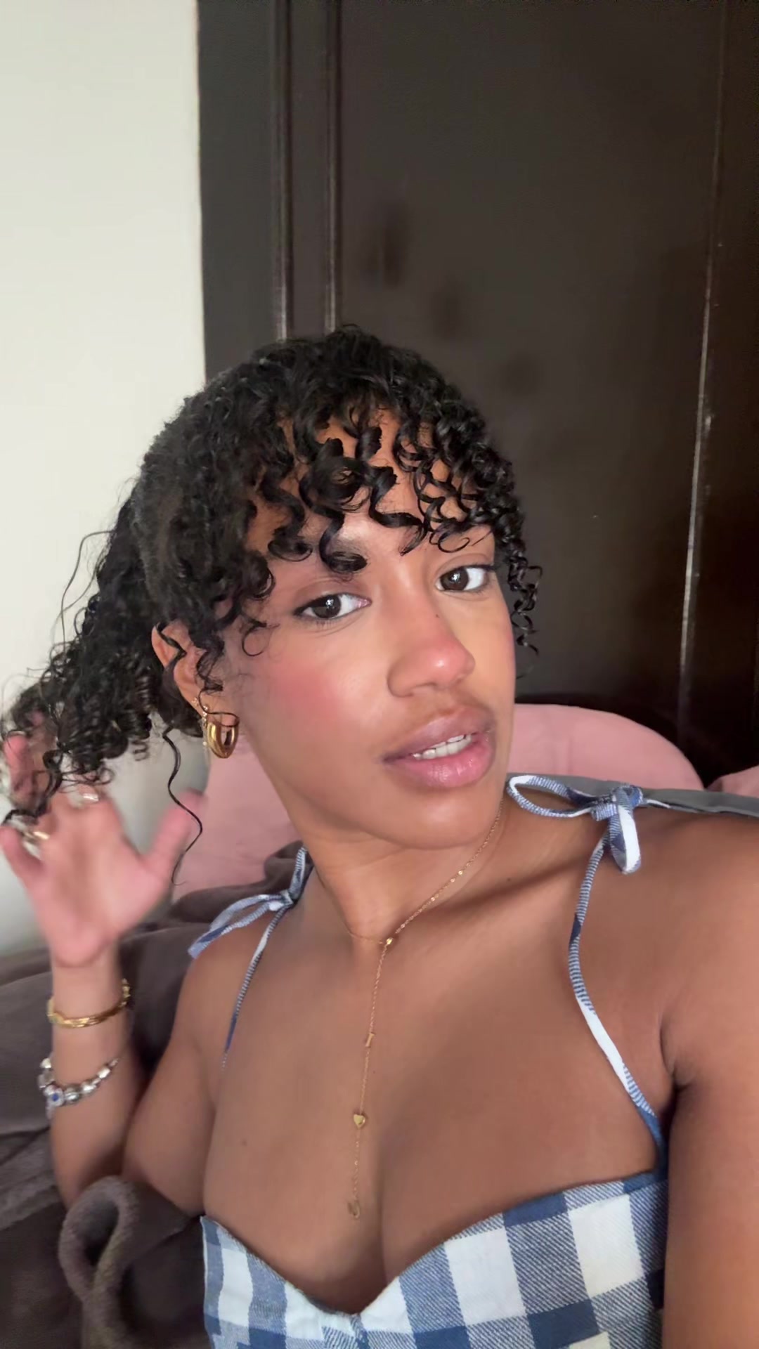 @Artemis &Aacute;lvarez