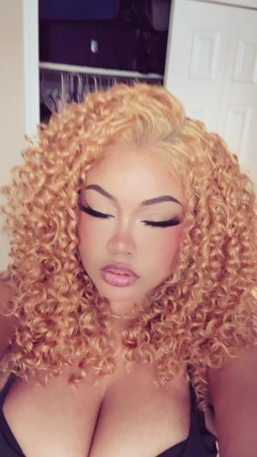@theuniversegoddess