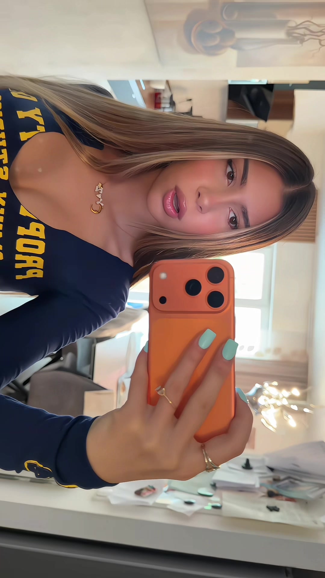 @yaezminn
