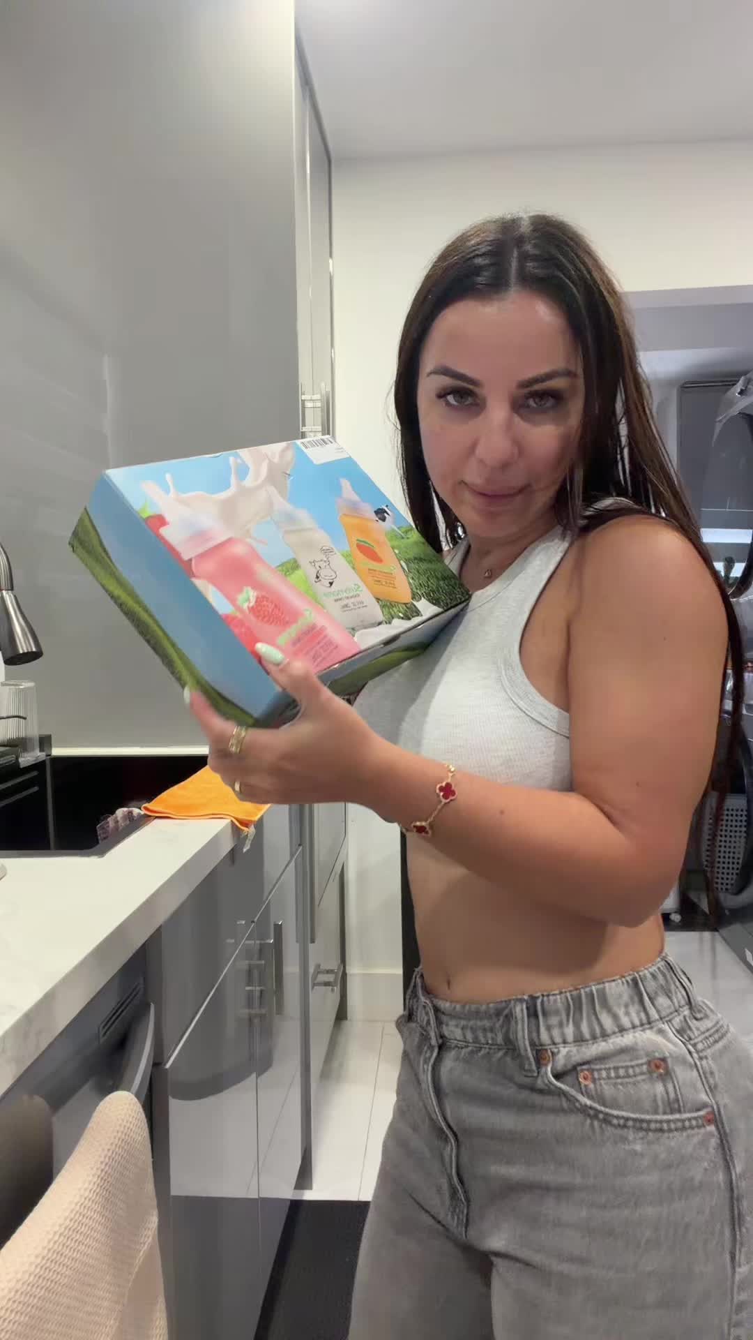 @Lovelyflavita