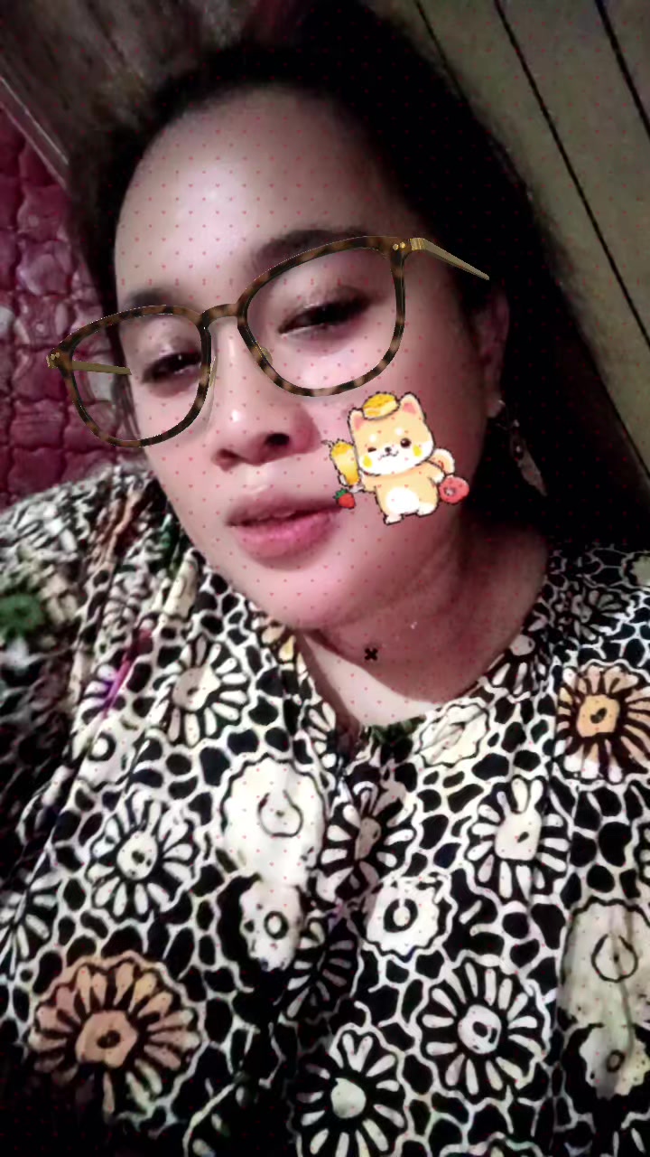 @Nayashoop