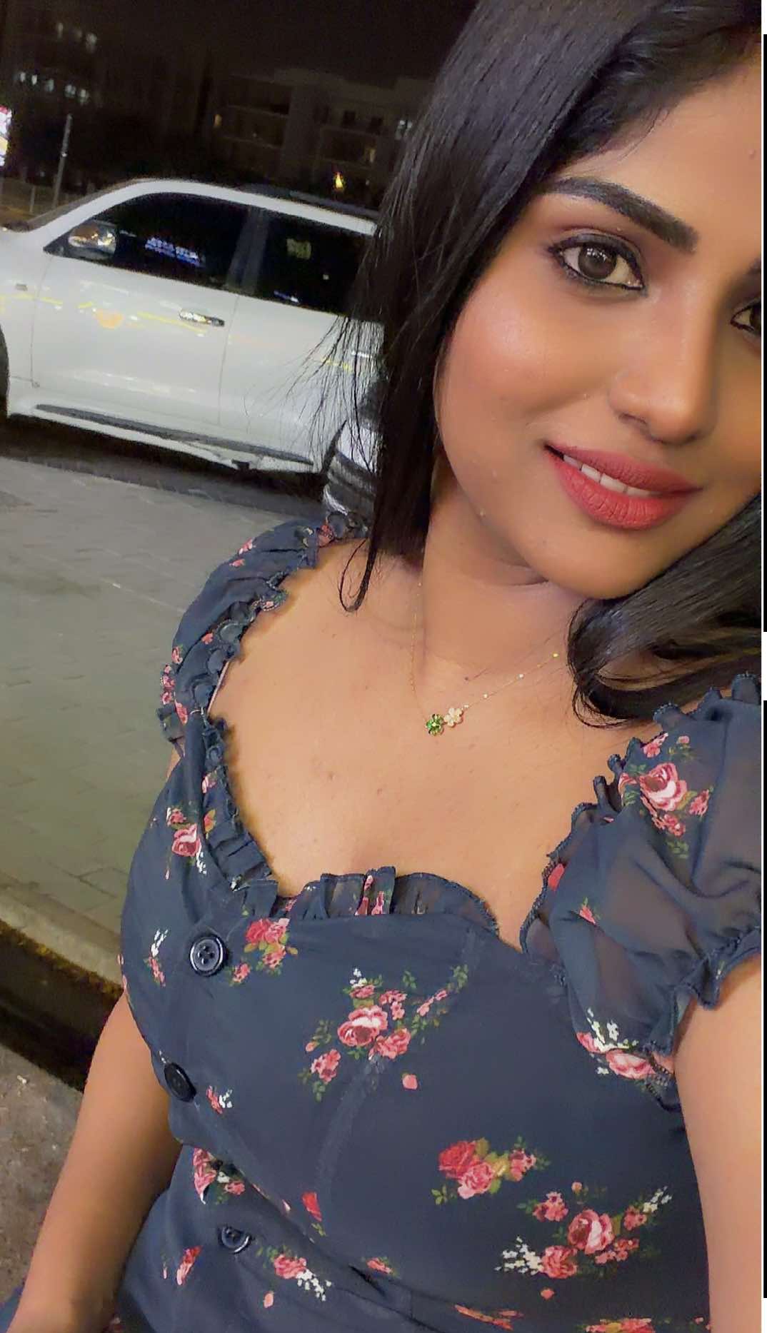 @Sneha jewel 🧚🏻&zwj;♀️🧚🏻&zwj;♀️