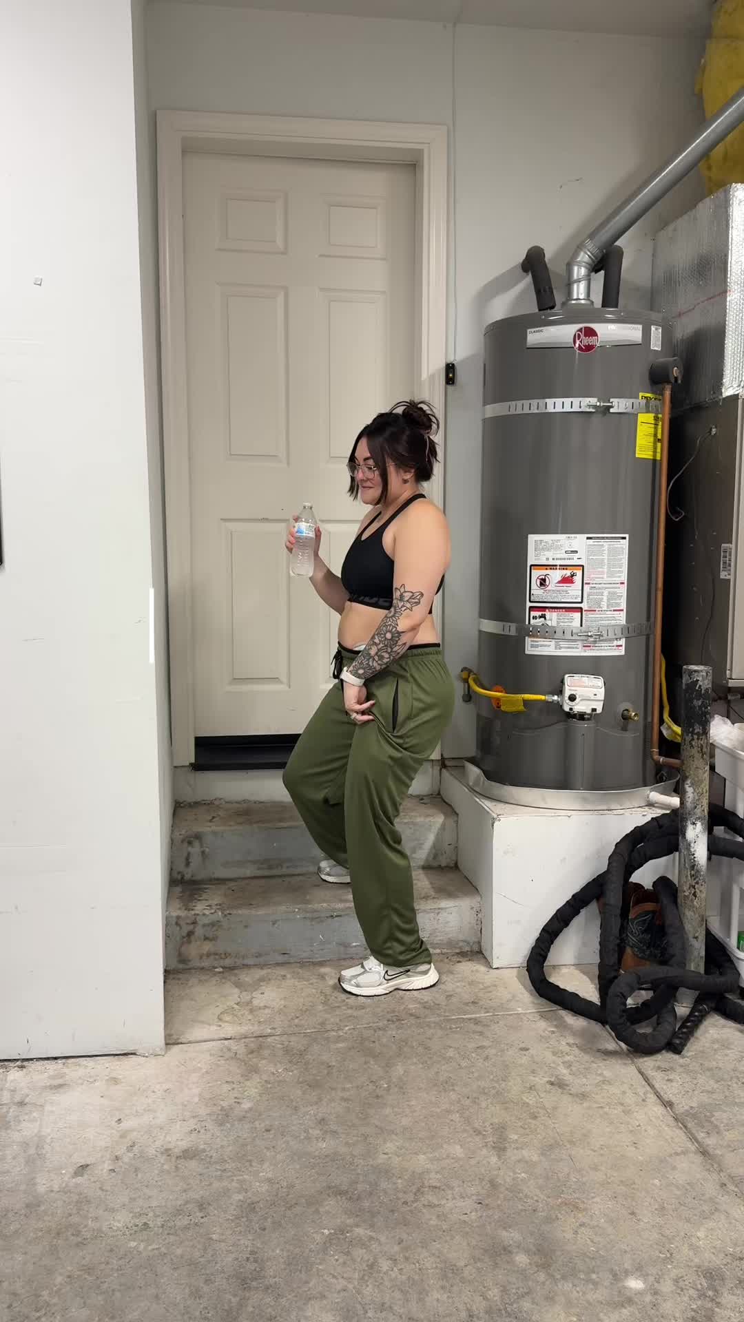 @AdrianaAdams