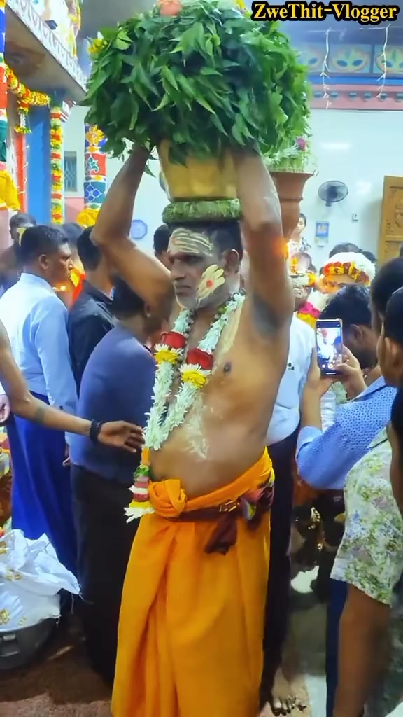 @சிவ ஸ்ரீ  குருக்கள்