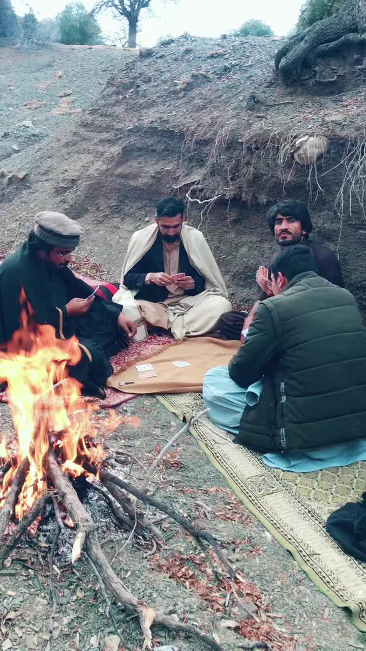 @Tariq Azam sheraNi