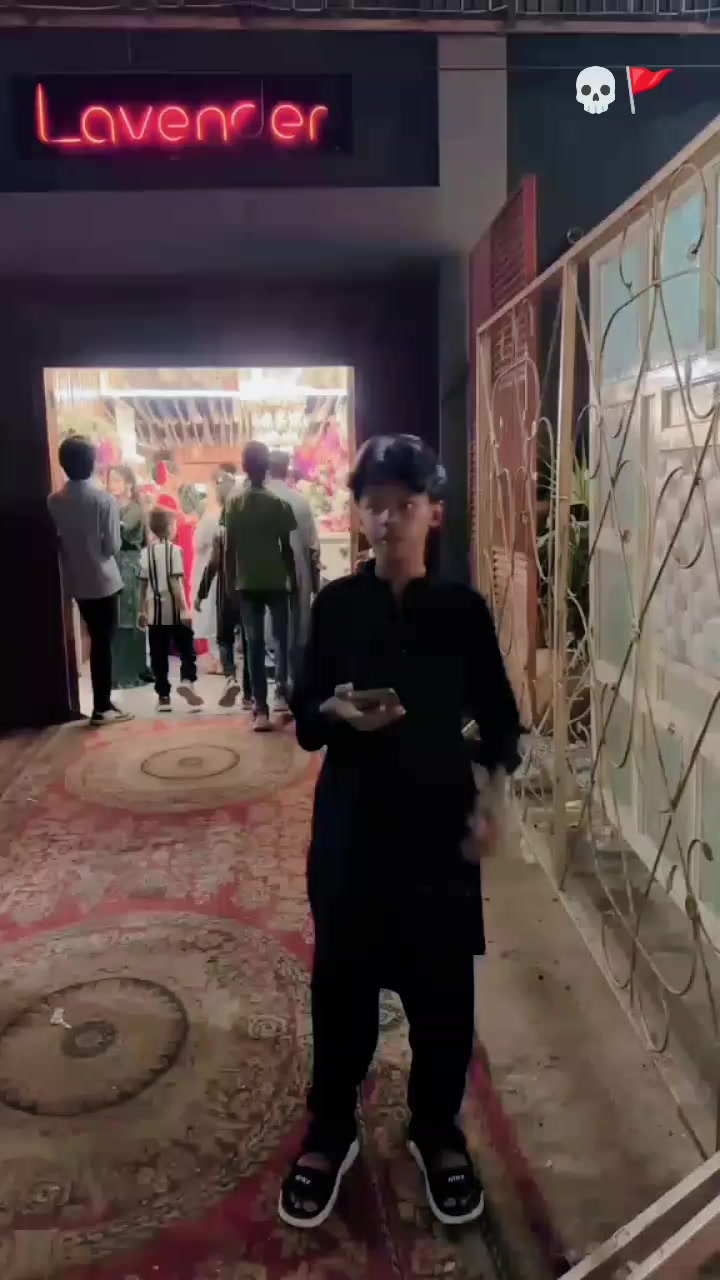 @ESHAN 🪐🥰🤙🏼