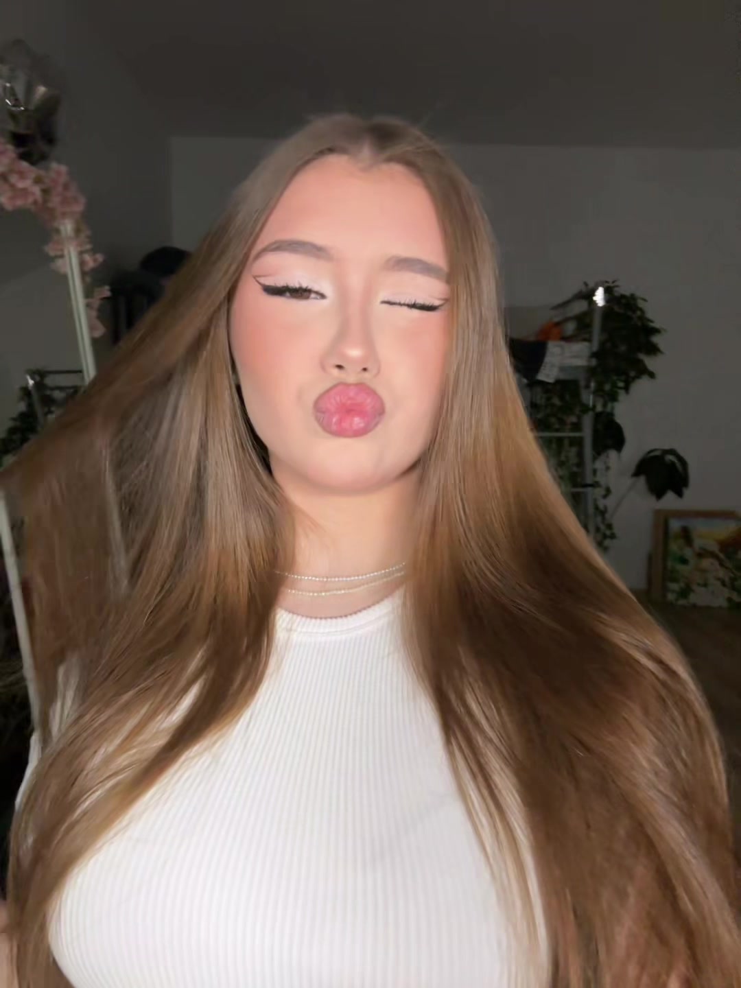 @angelinaa