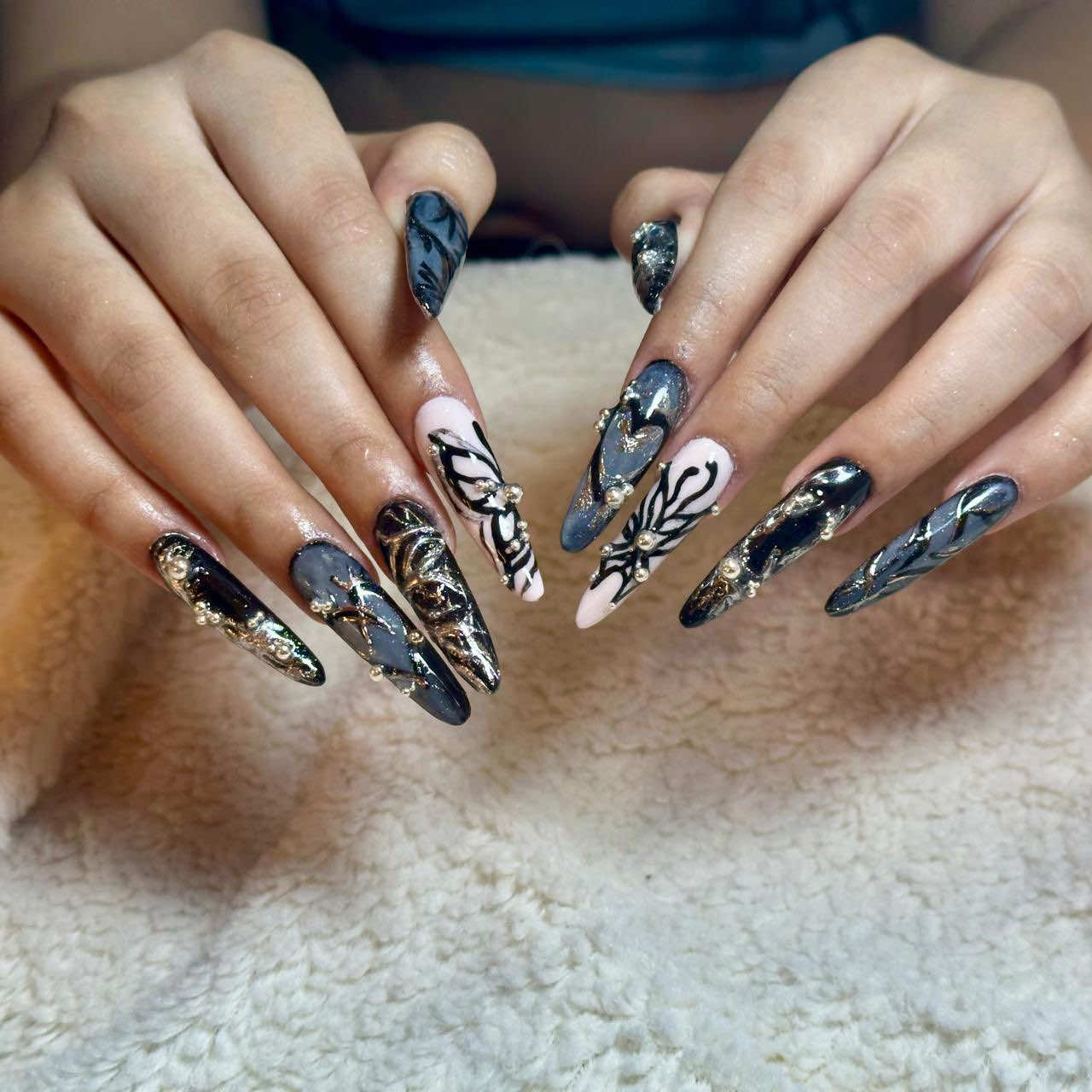 @Lila Nails beauty