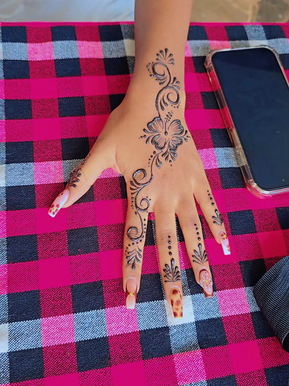 @Michaelson henna parlor🇰🇪