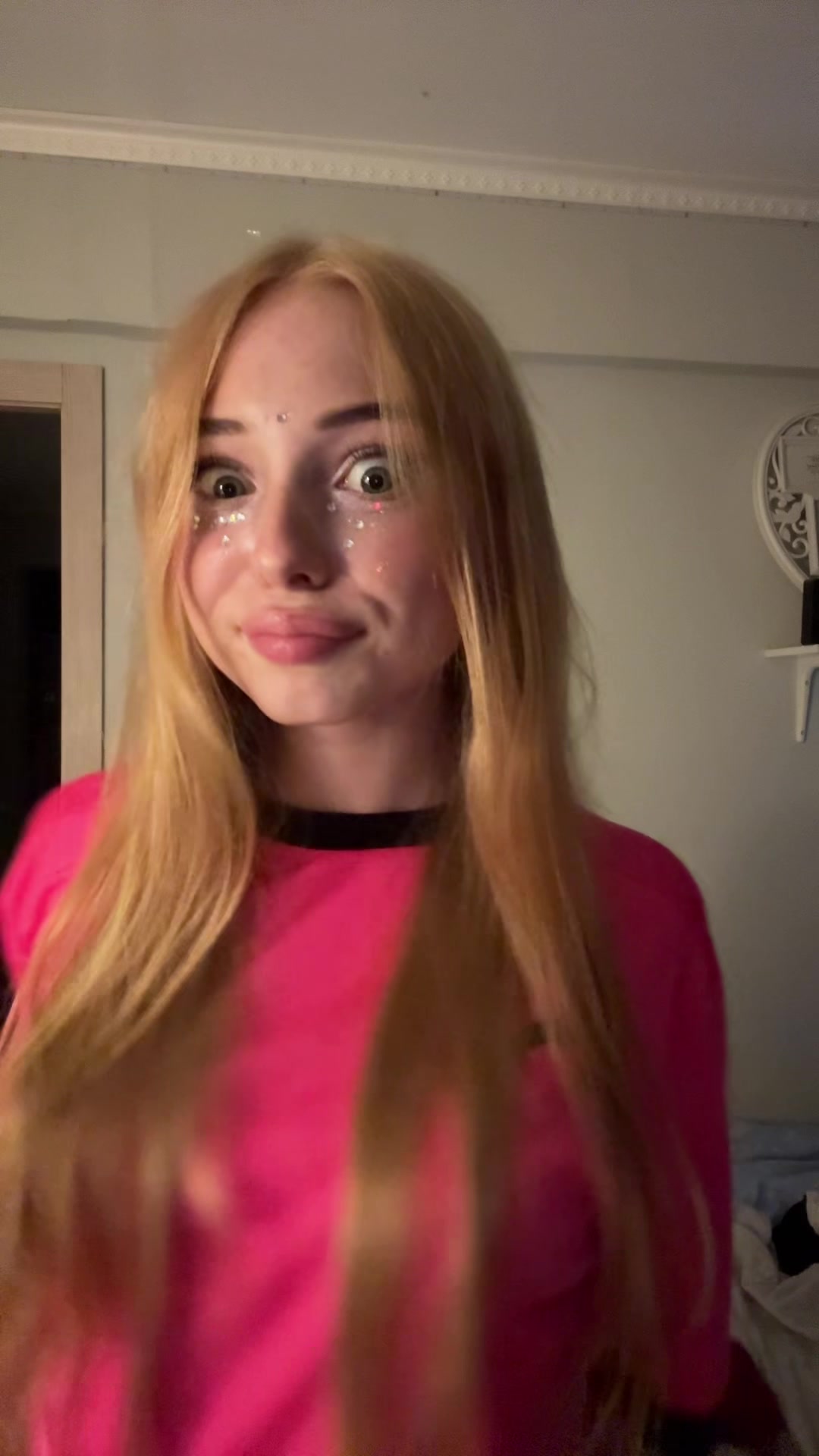 @викусик🌷