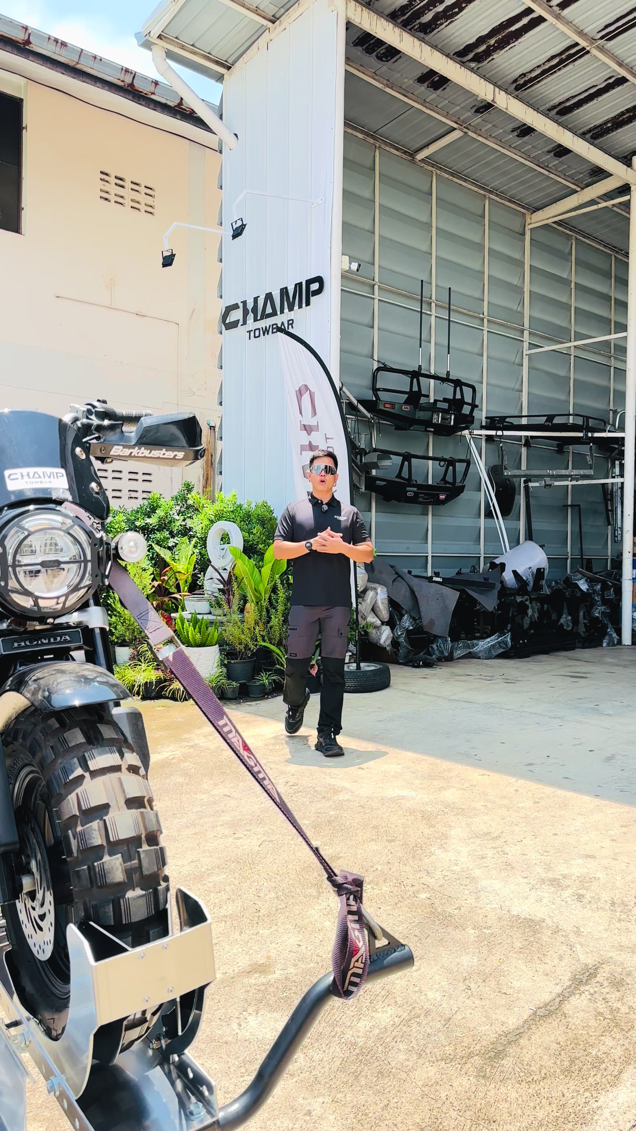 @champtowbar