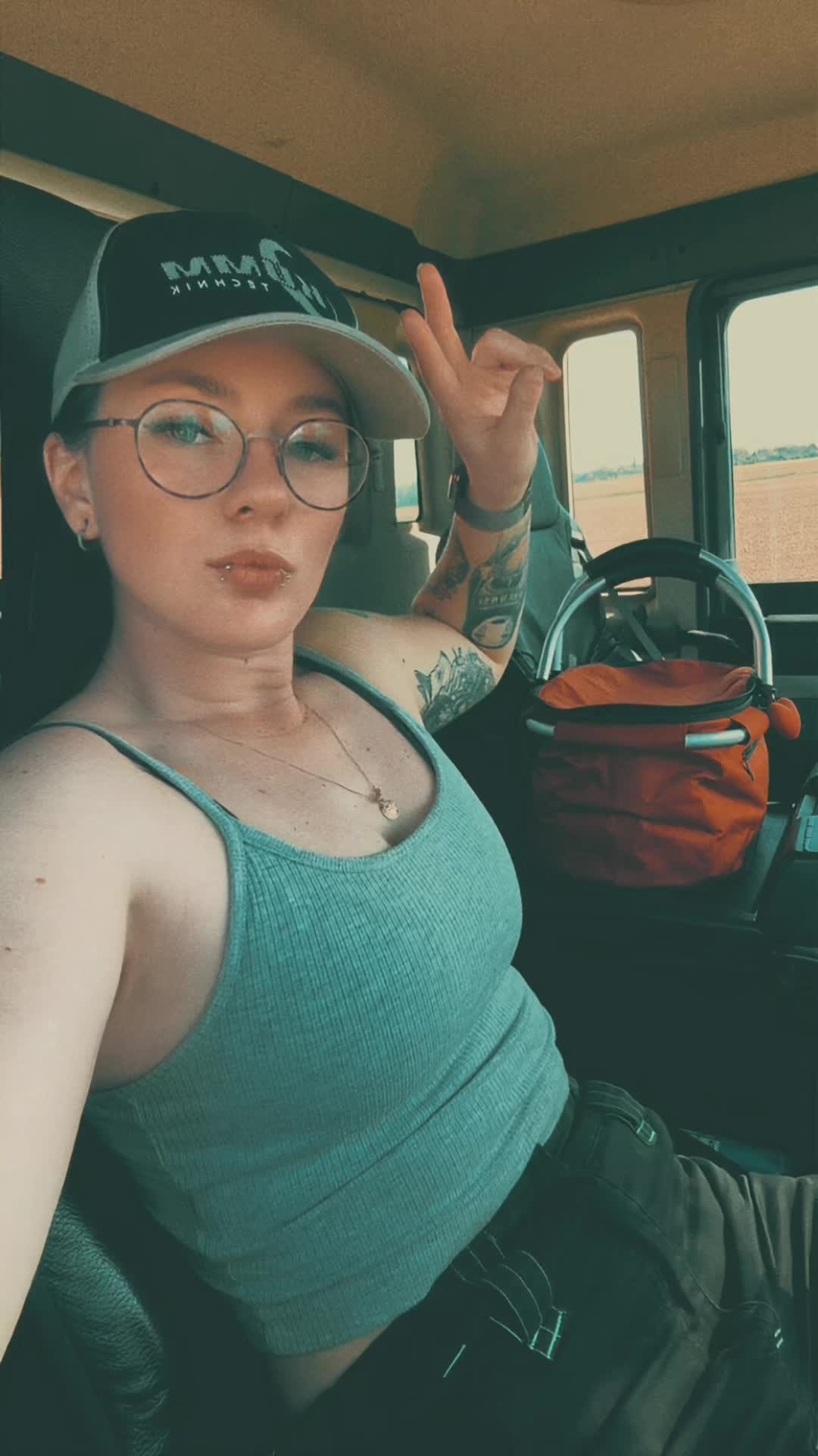 @Lena_blue
