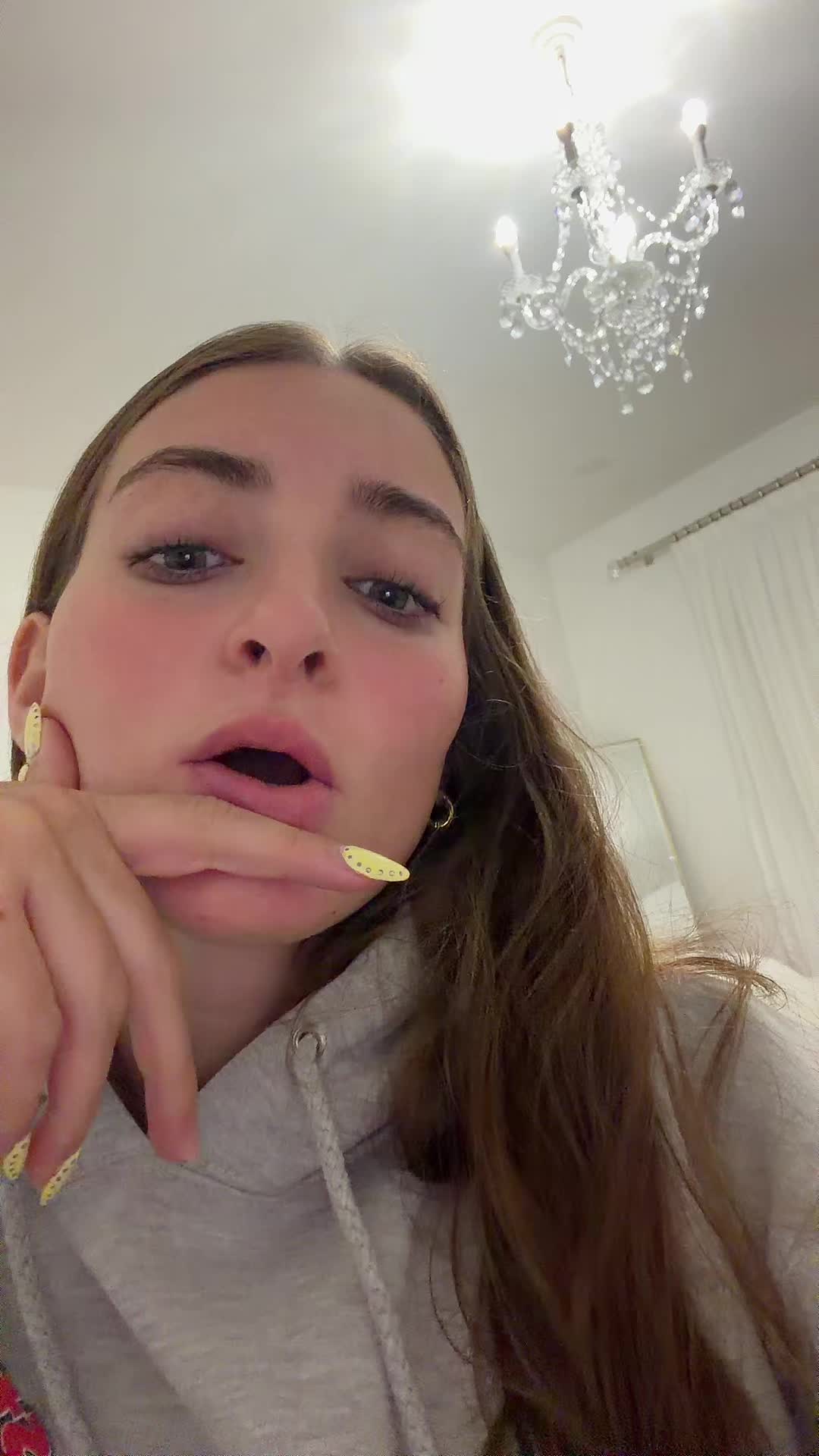 @giu