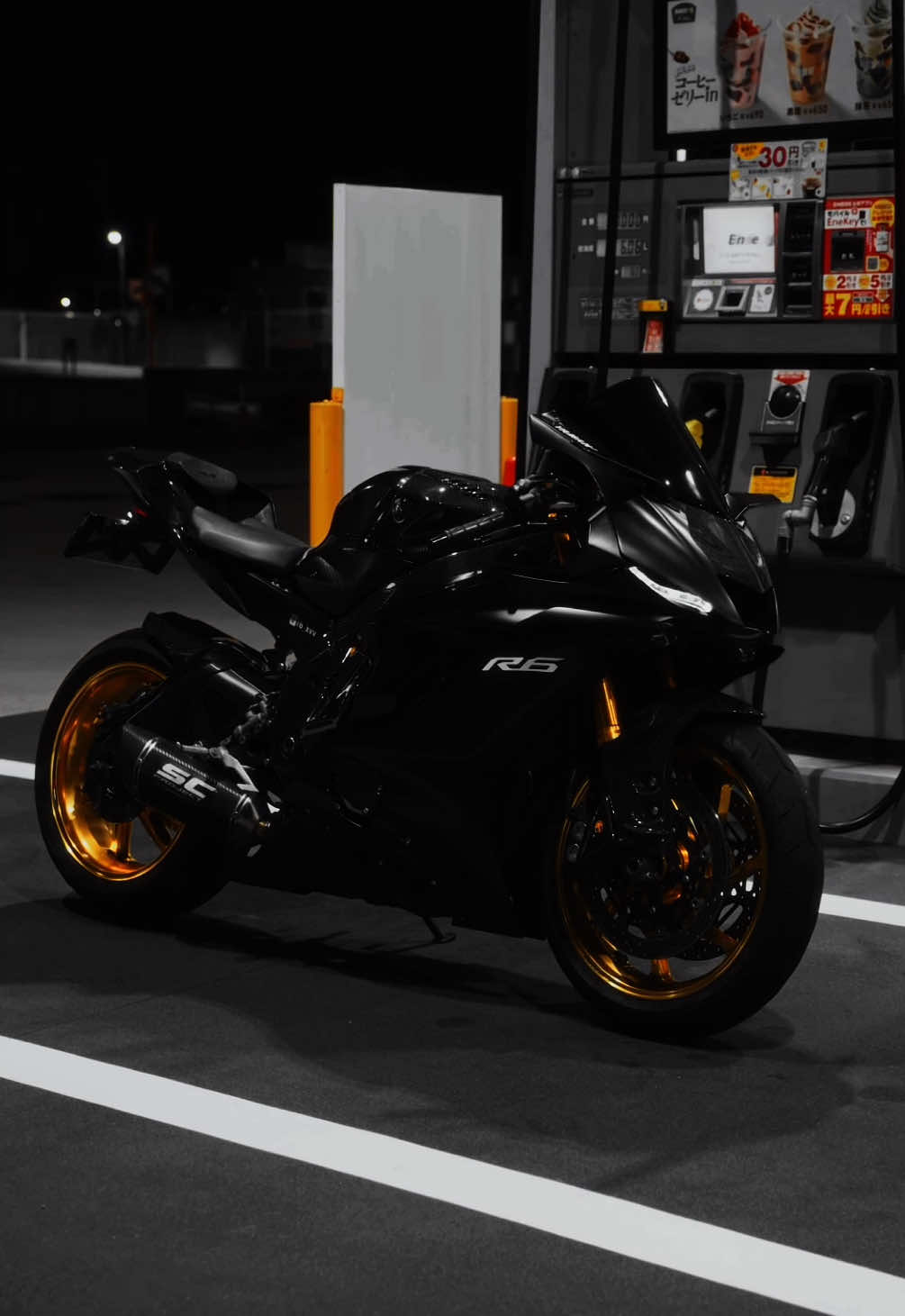 @月 tsuki