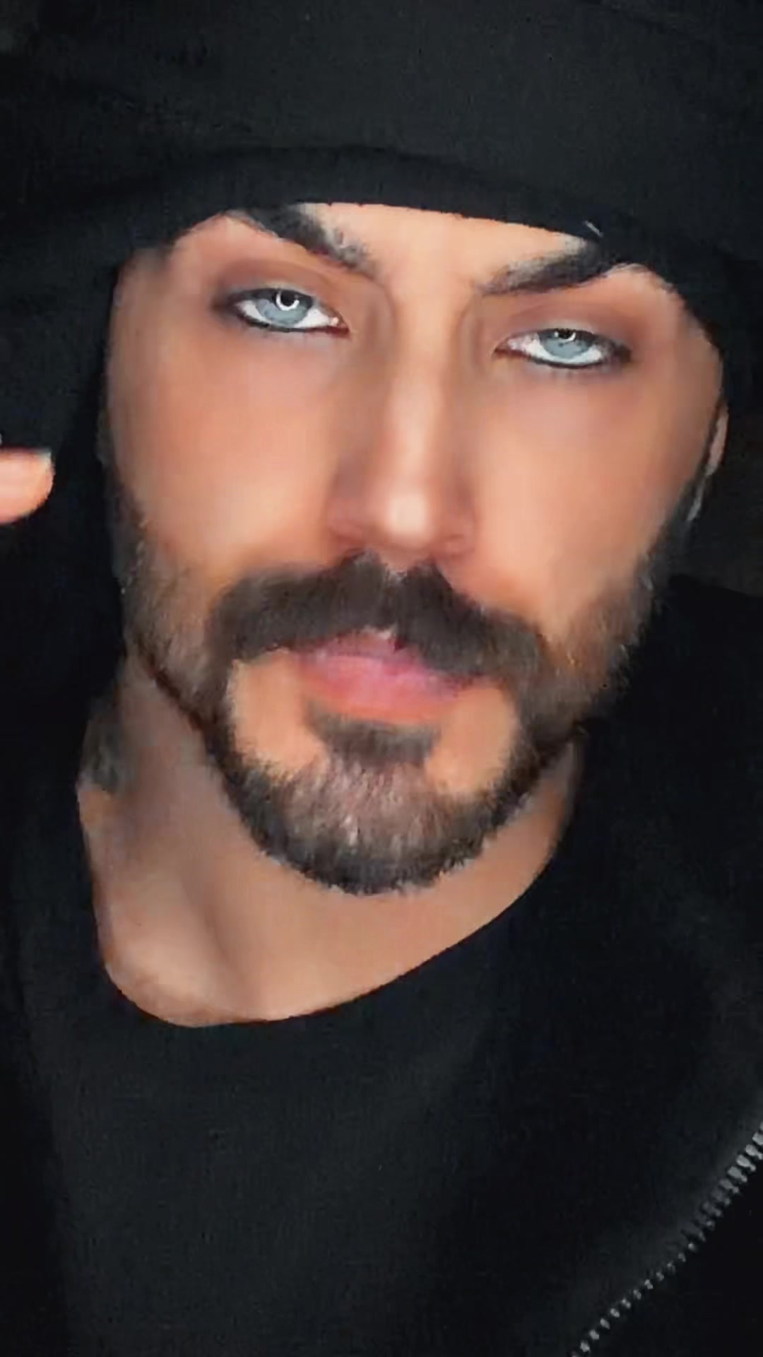 @AYAZ_KAYA