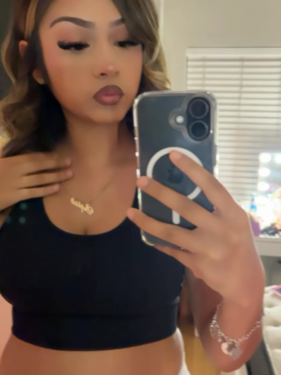 @️