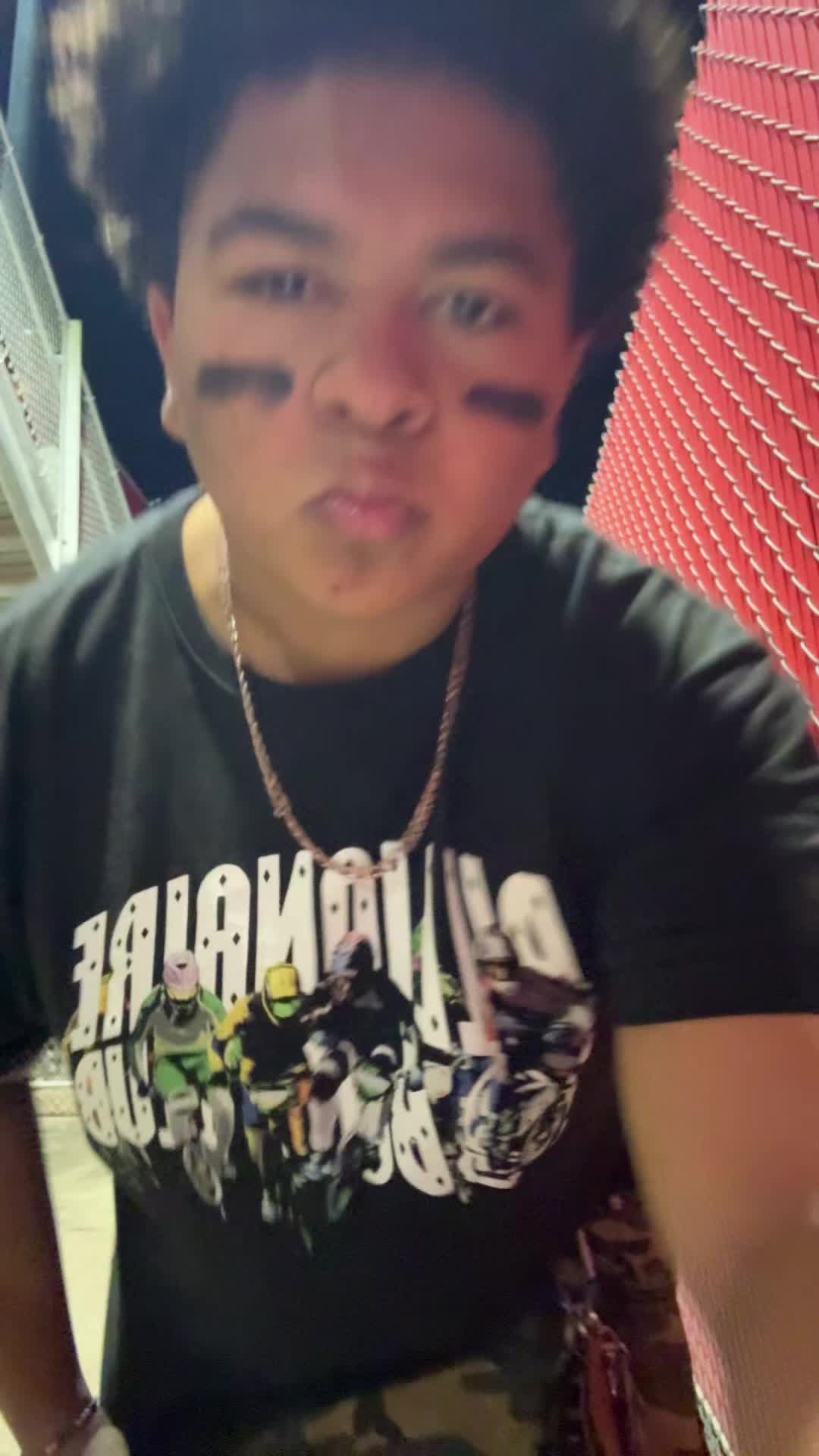 @mikey_vegass