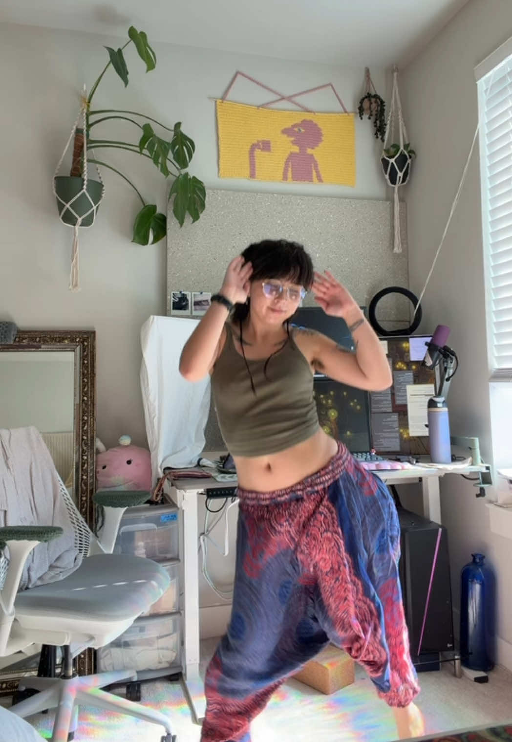 @payaxx🖤