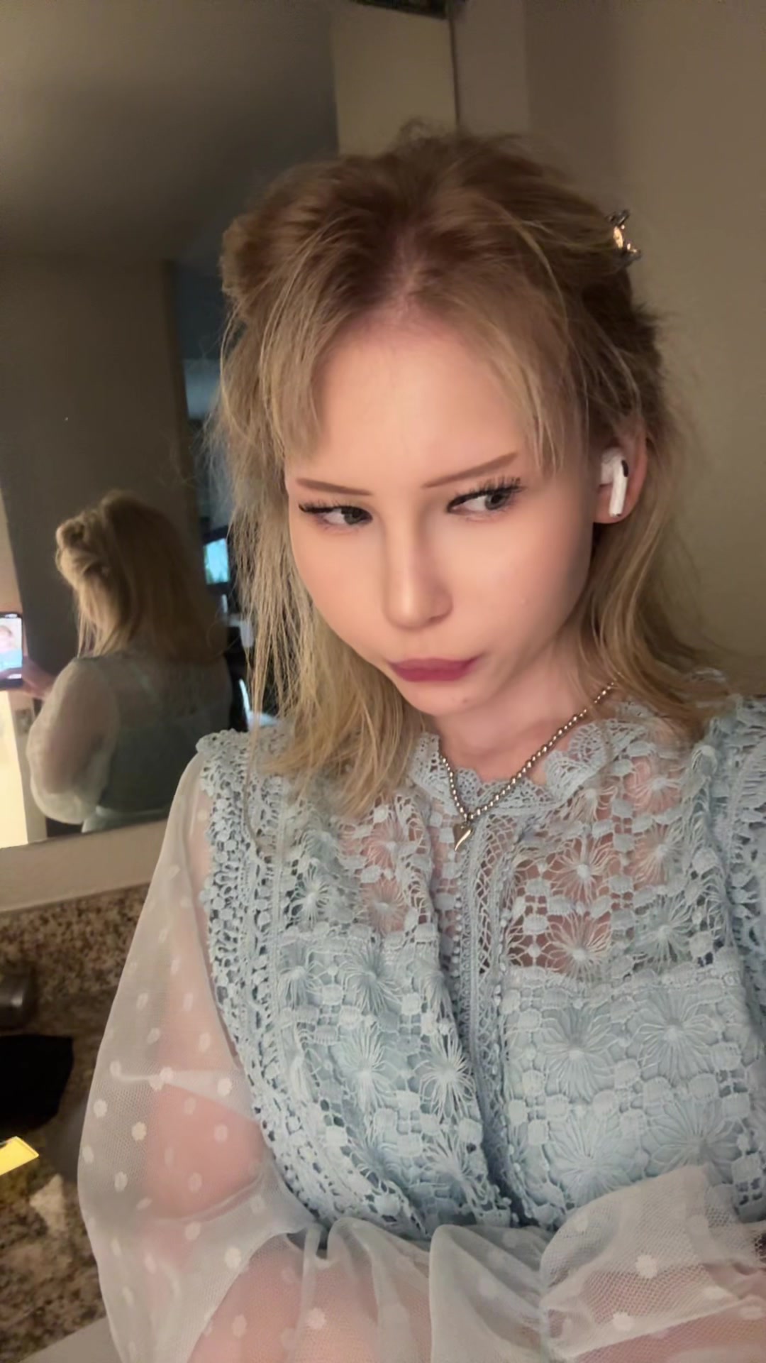 @ValeriiaStar