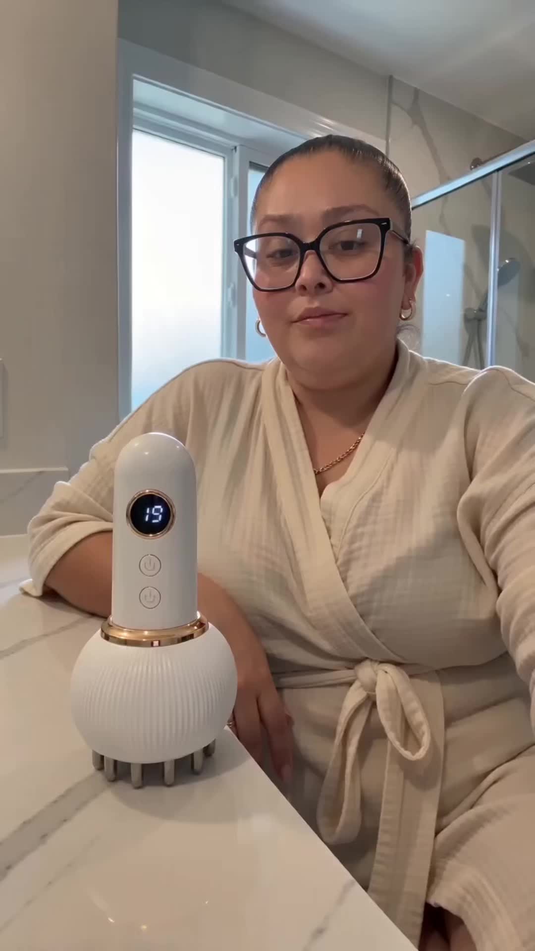 @Yuri L&aacute;zaro