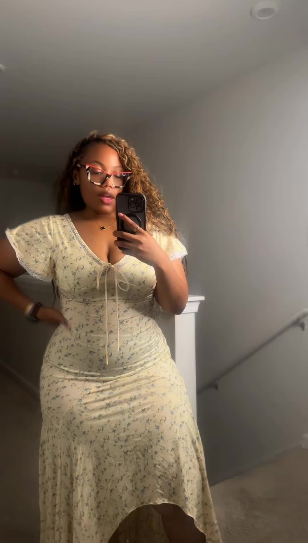 @Qunay