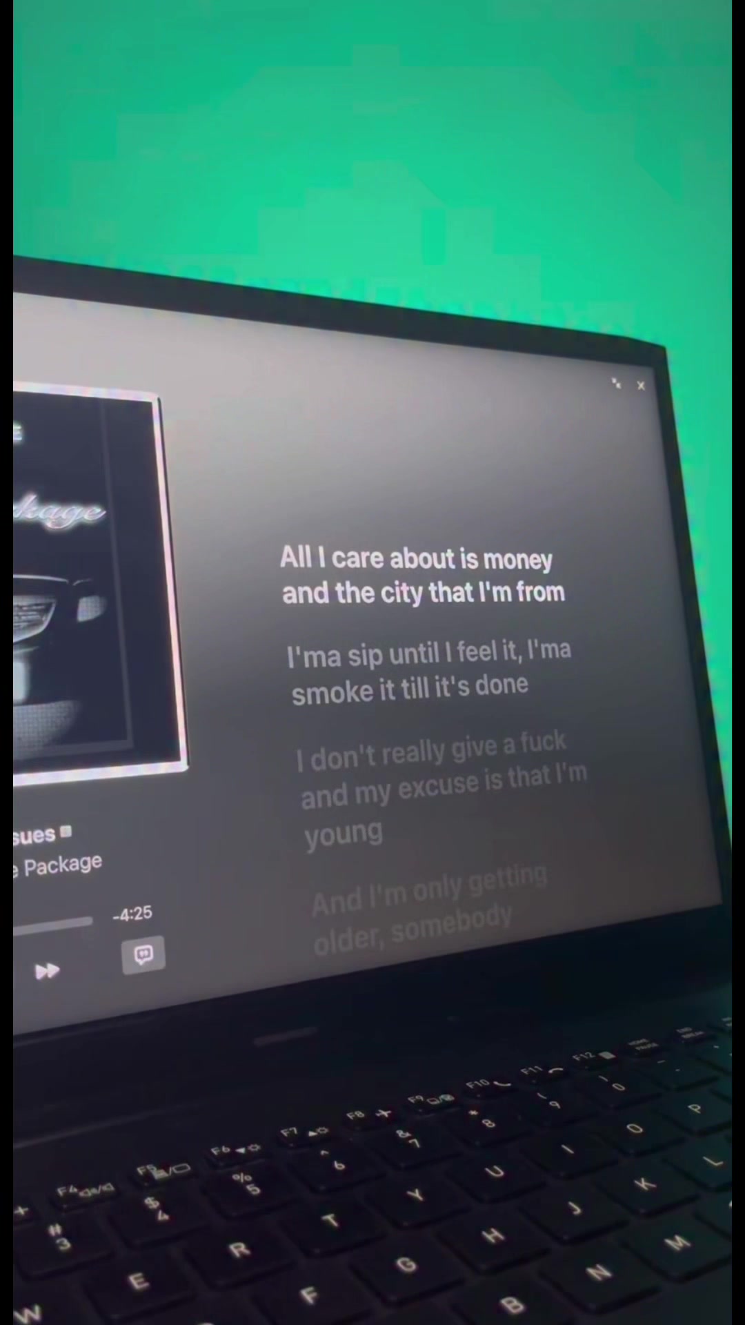 @.🎧.