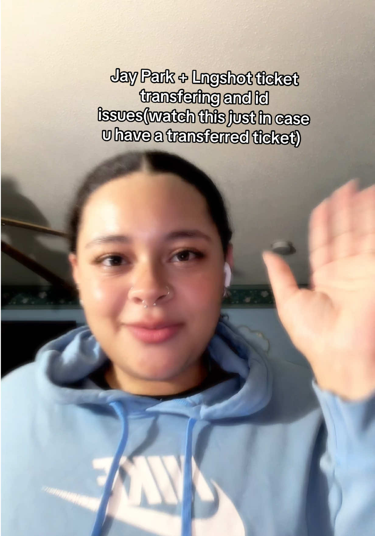@T<3