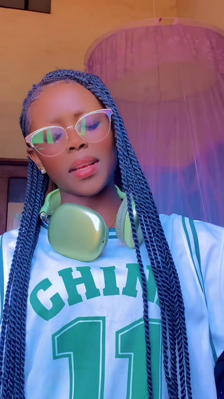@Ingrid 🦋____🎚️❤️