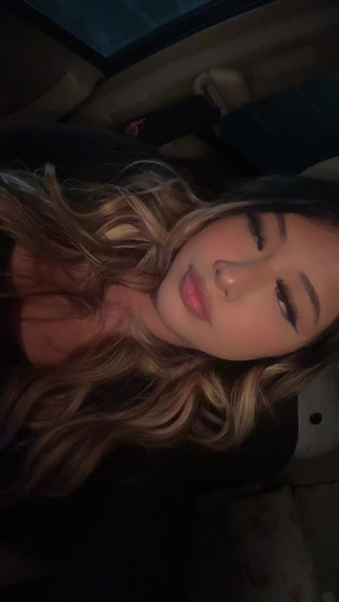 @Esmeralda🌙